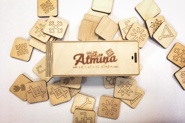 SD_6926LV Atmiņas spēle ar latvju zīmēm