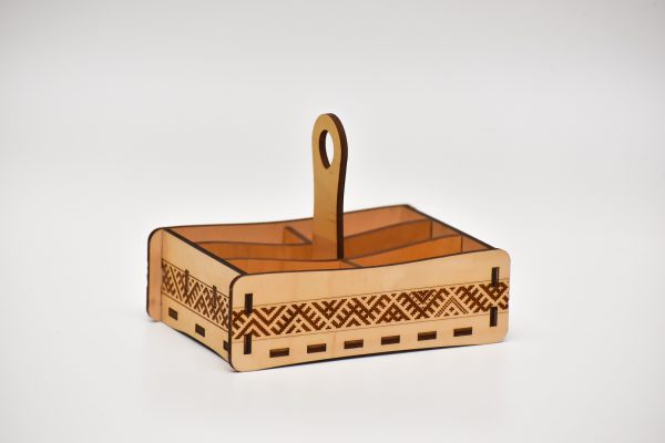 Tējas paciņu kastīte "Latvju raksts"