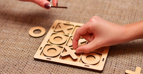 SD_xuno X un O spēle